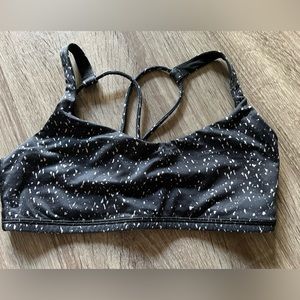 Lululemon free to be bra size 6
